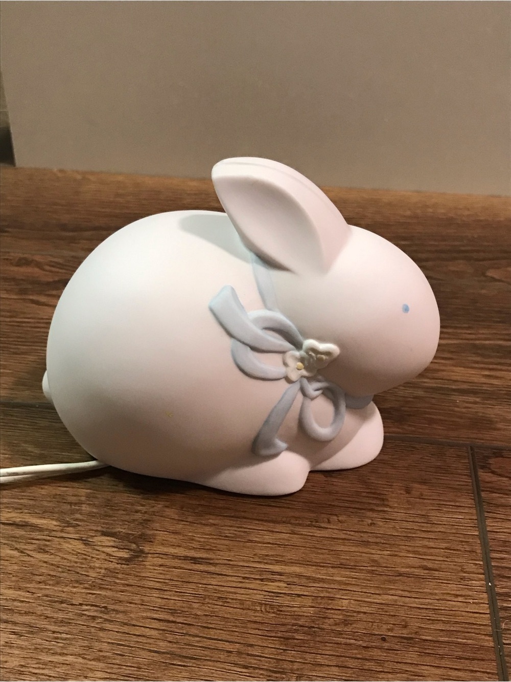 Hallmark Vintage White Bunny Rabbit Night Light Lamp